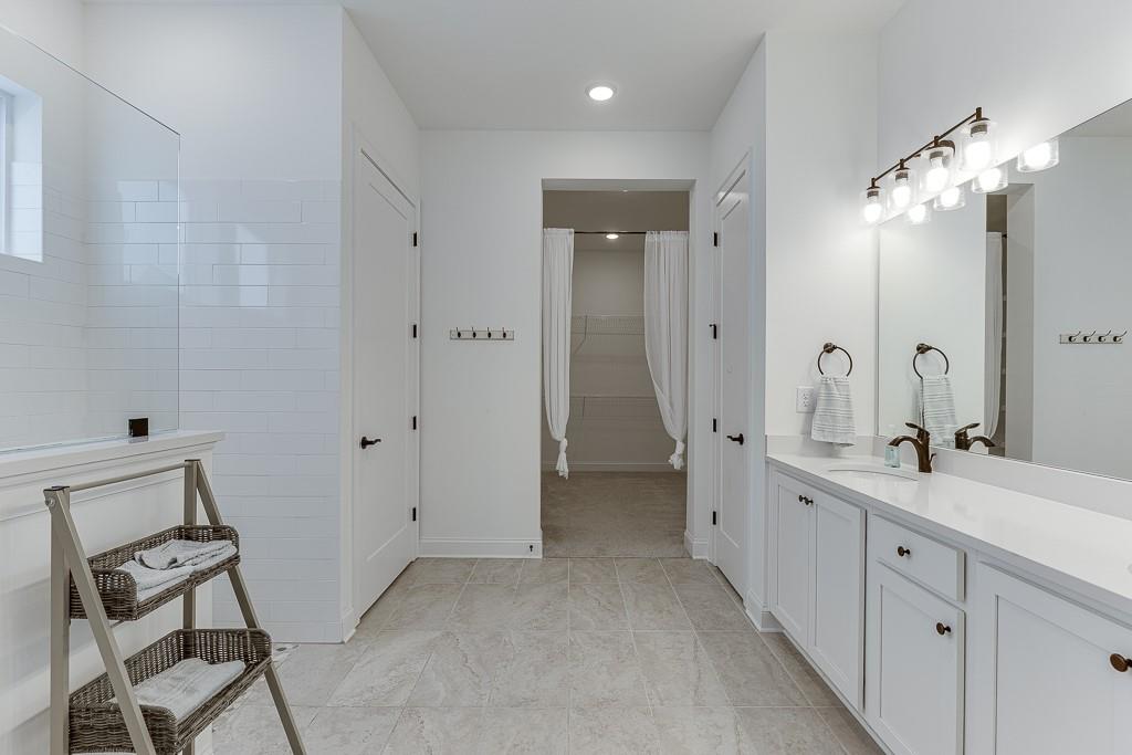 The Retreat at Sterling On the Lake - Residential