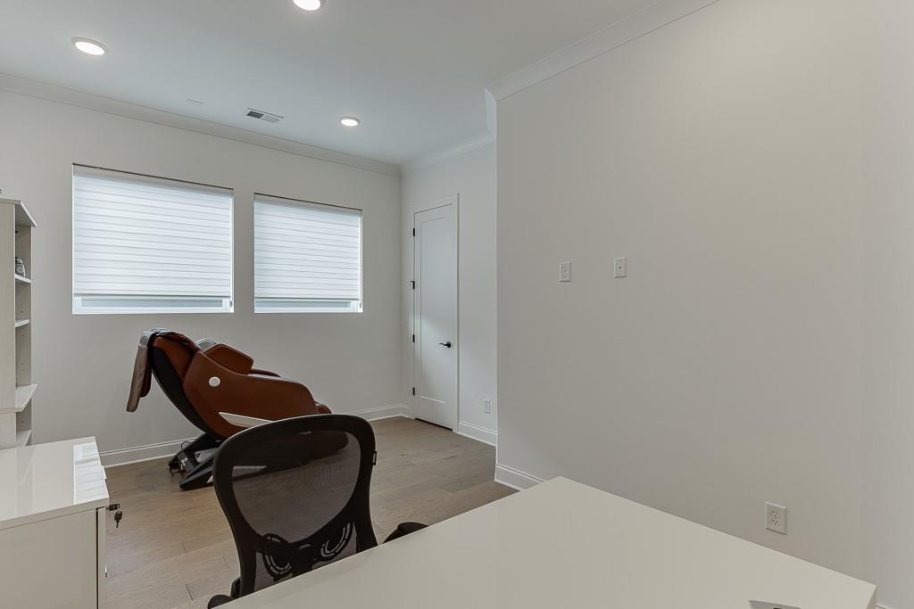 The Retreat at Sterling On the Lake - Residential