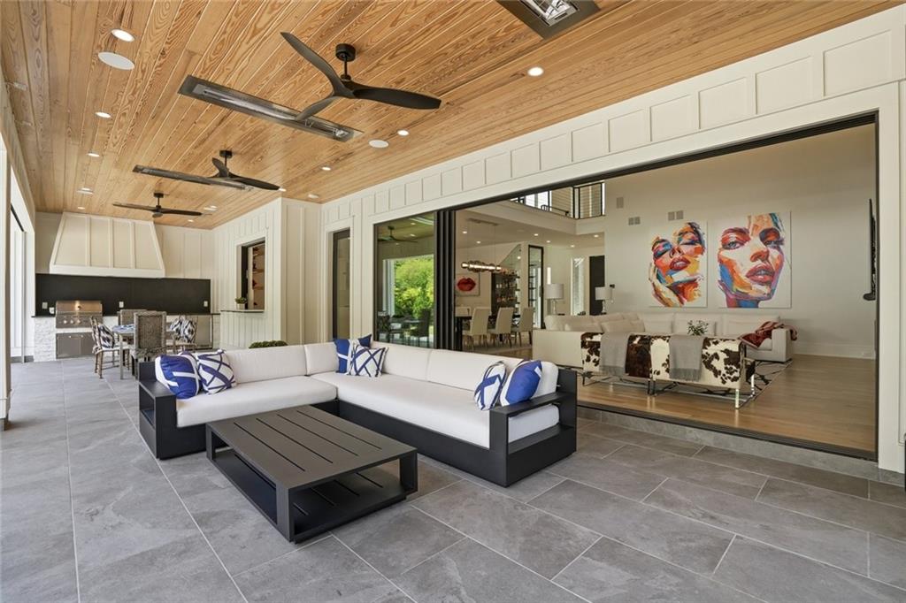 1267 Thomas Circle