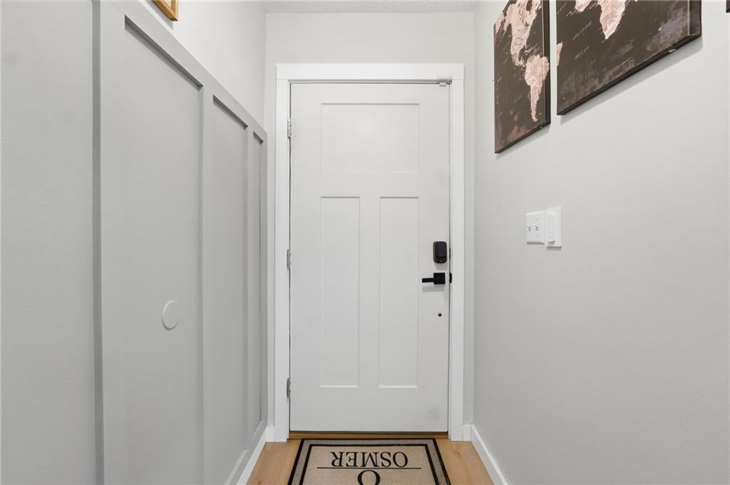 328 Cabaret Court SW 5