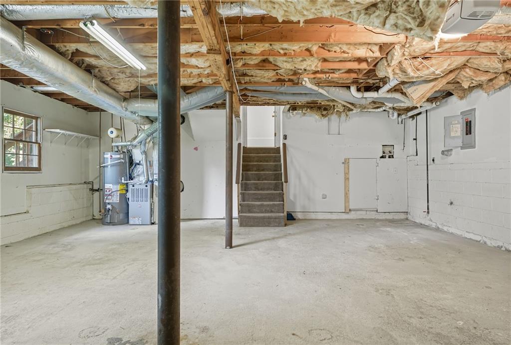 Wood Wind Station - Residential