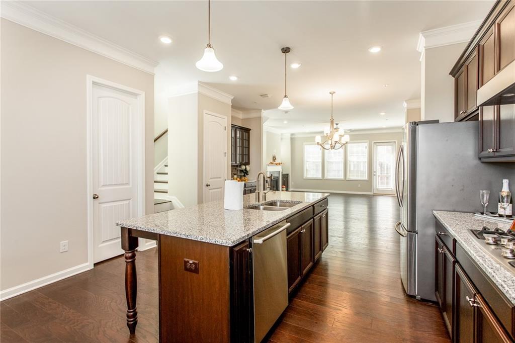 CARAVELLE AT WINDWARD PARK - Residential Lease