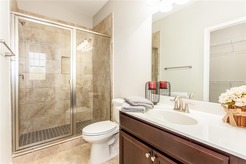 CARAVELLE AT WINDWARD PARK - Residential Lease