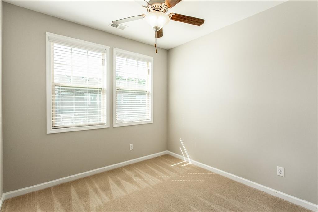CARAVELLE AT WINDWARD PARK - Residential Lease