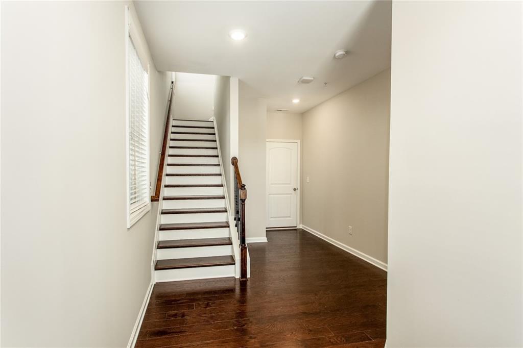 CARAVELLE AT WINDWARD PARK - Residential Lease