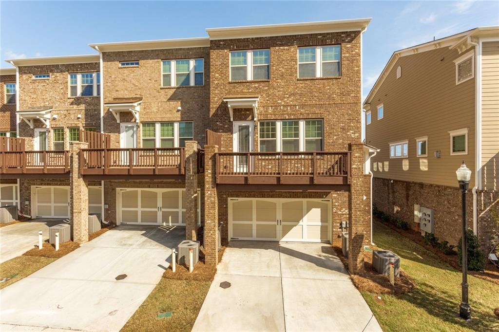 CARAVELLE AT WINDWARD PARK - Residential Lease