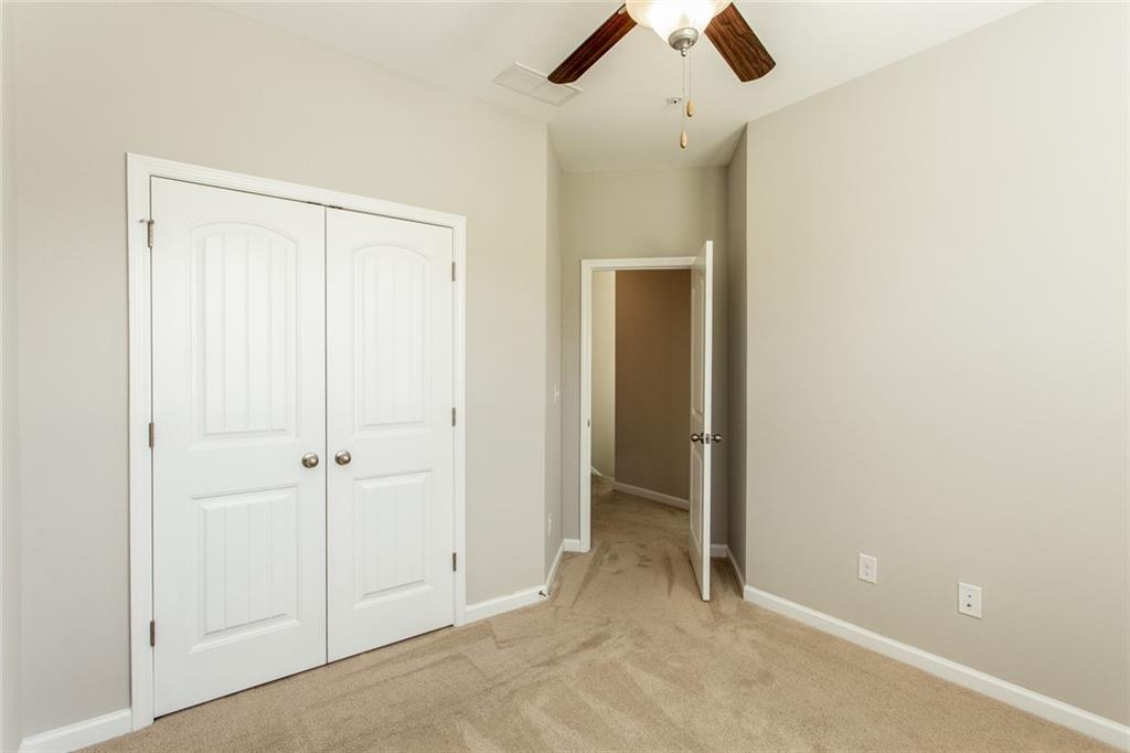 CARAVELLE AT WINDWARD PARK - Residential Lease