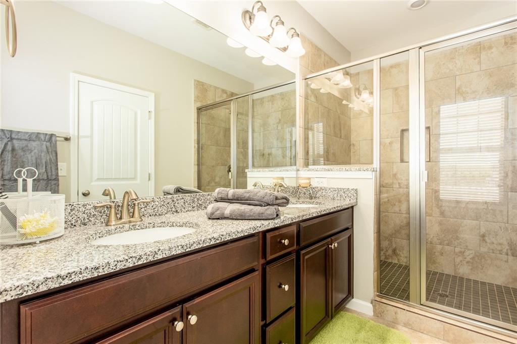 CARAVELLE AT WINDWARD PARK - Residential Lease