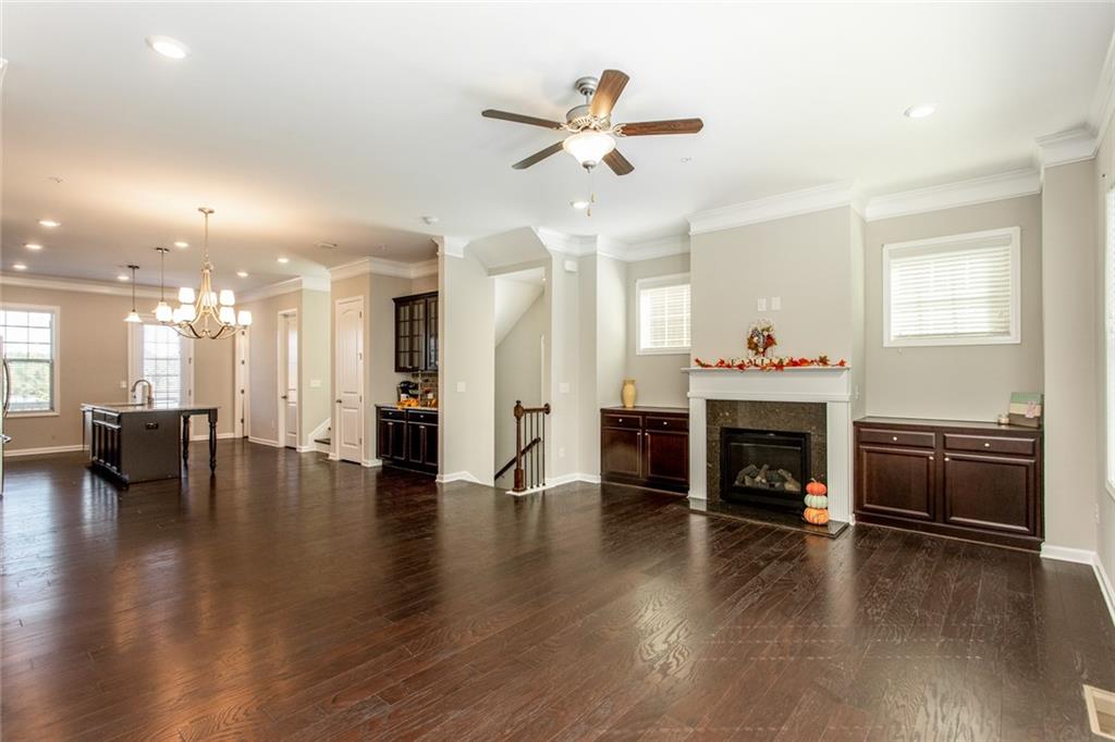CARAVELLE AT WINDWARD PARK - Residential Lease
