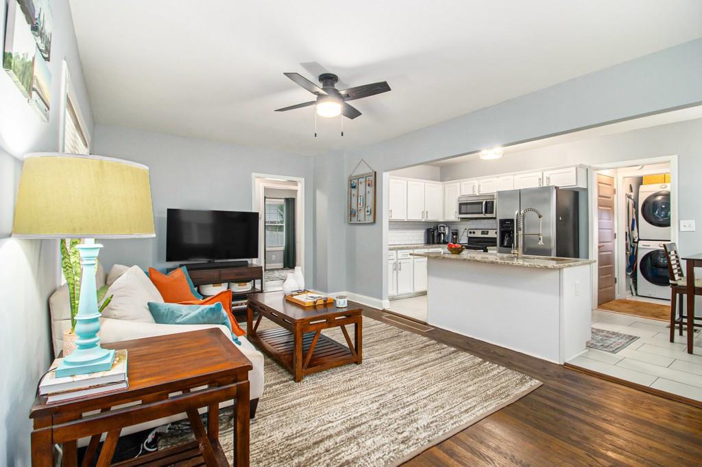 1907 Lomita Road SE