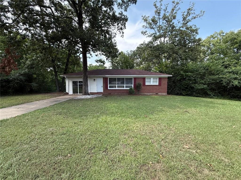 Completely Renovated/updated home in west Rome