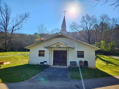 Homes For Sale - 948 Martin Street<br/> Chattooga County, Summerville, GA 30747