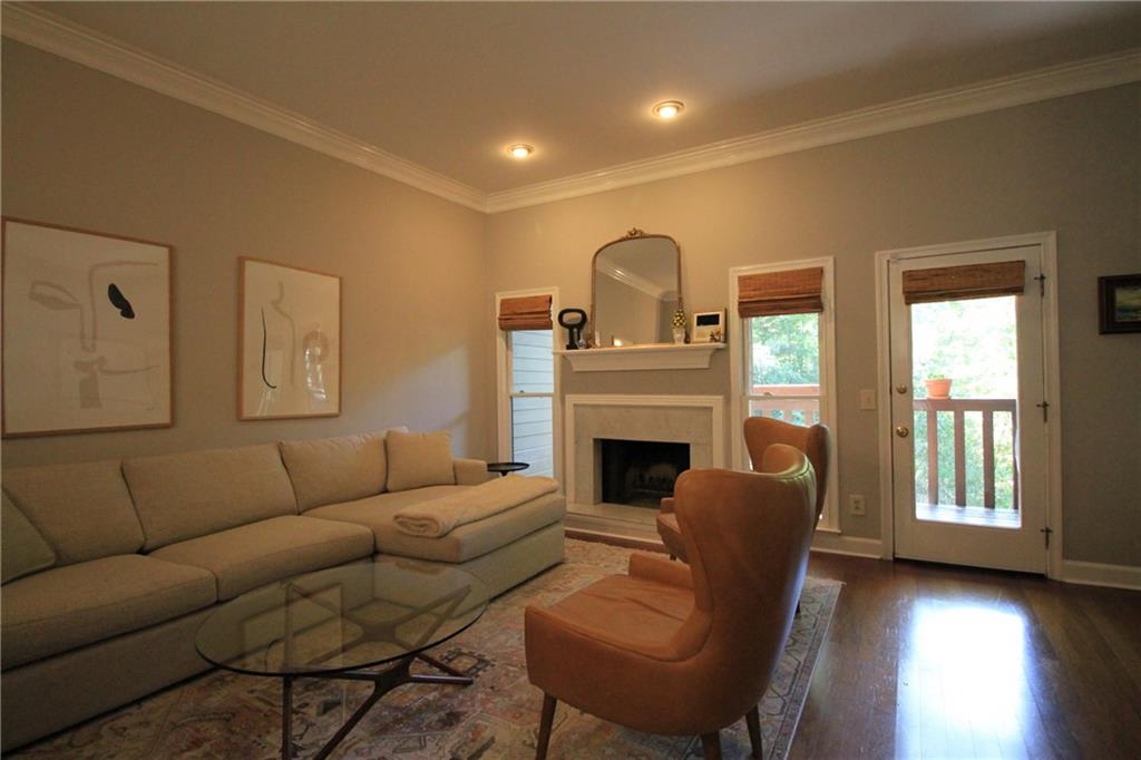 1467 Monroe Drive 9