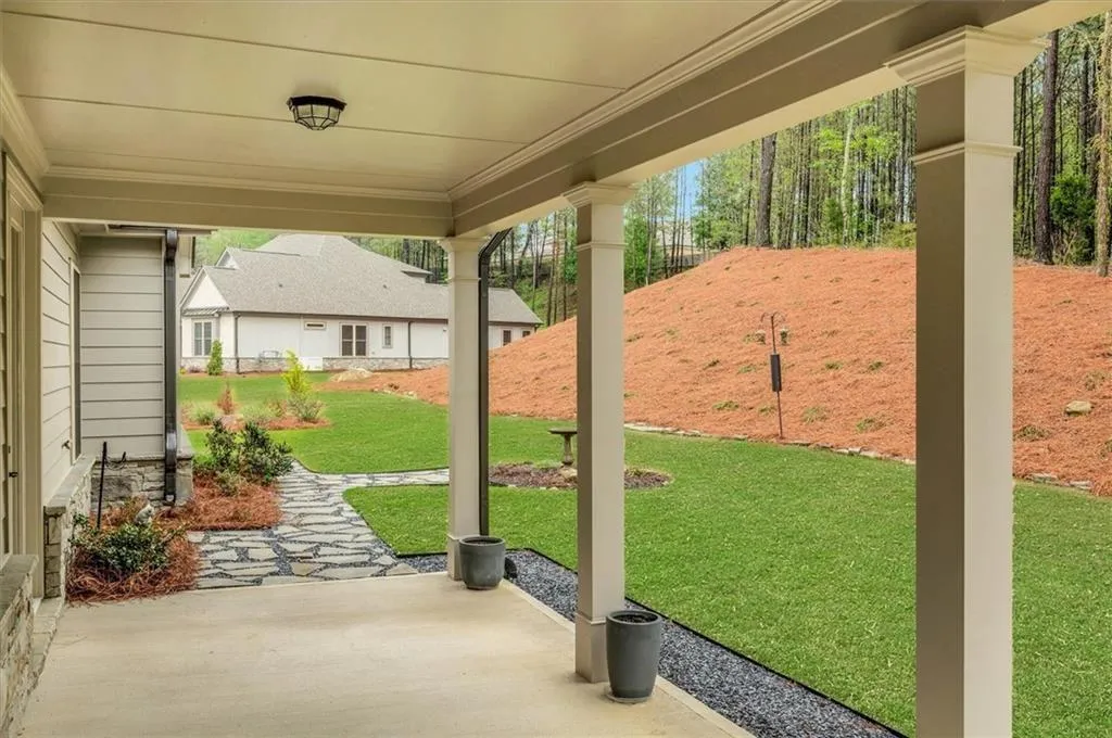 Acworth, Georgia 30101, United States, 3 Bedrooms Bedrooms, ,3 BathroomsBathrooms,Residential,Active,157681