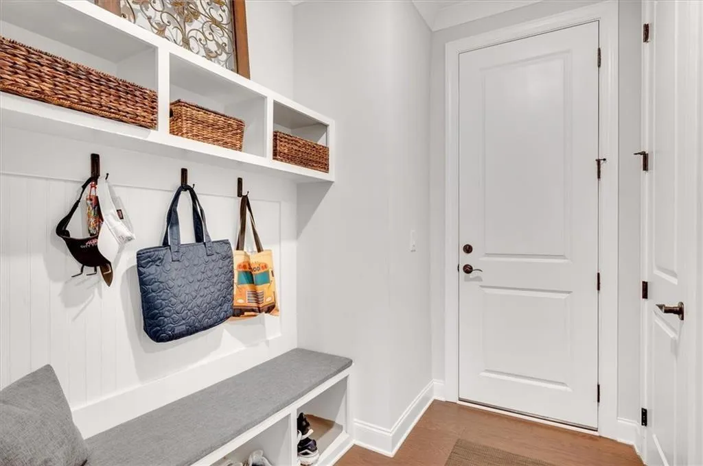 Acworth, Georgia 30101, United States, 3 Bedrooms Bedrooms, ,3 BathroomsBathrooms,Residential,Active,157681