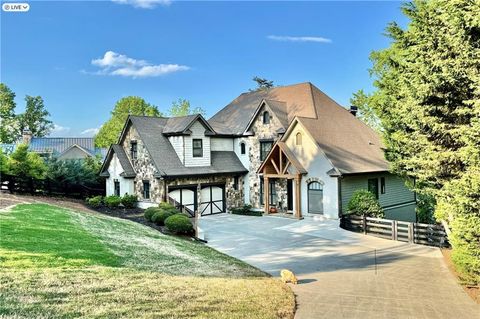 3330 Chimney Point Drive Cumming GA 30041