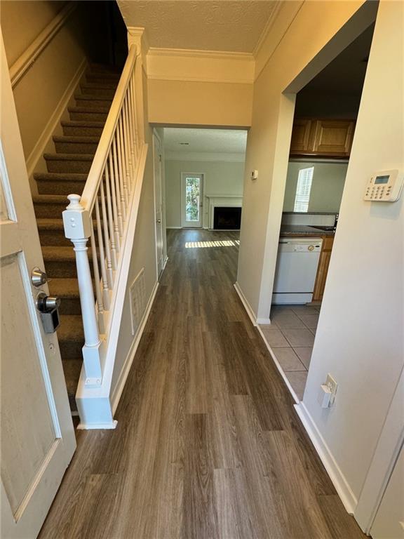 1306 Wedgewood Court