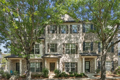 Townhouse For Sale - 1560 Baygreen Road<br/> Suwanee, GA 30024