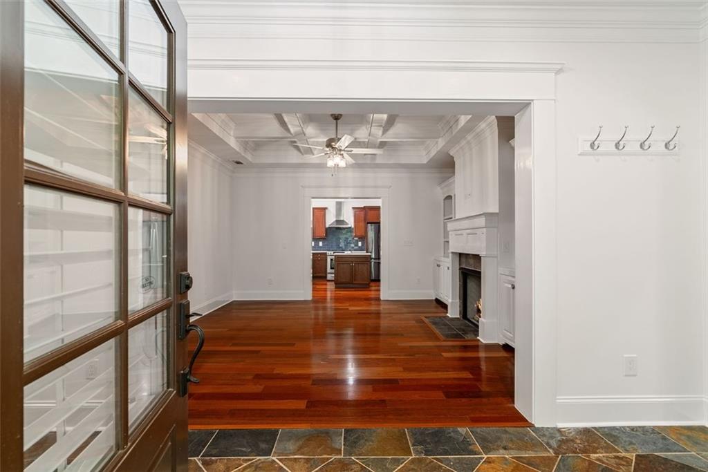 2855 Middlecreek Way #2855, Cumming, Georgia image 3