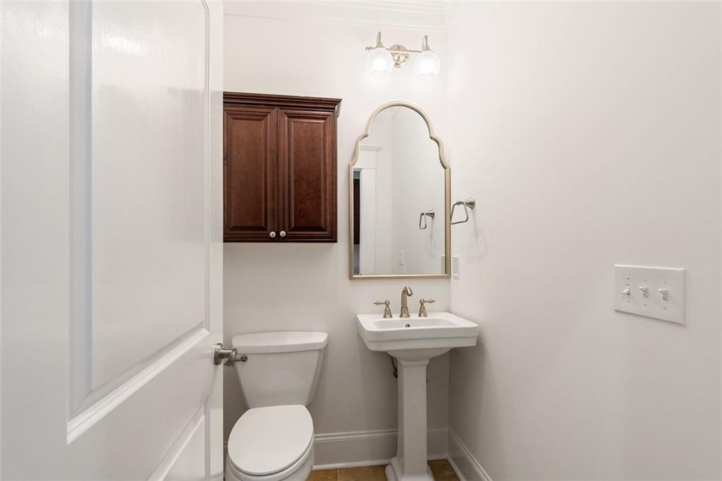2855 Middlecreek Way #2855, Cumming, Georgia image 38