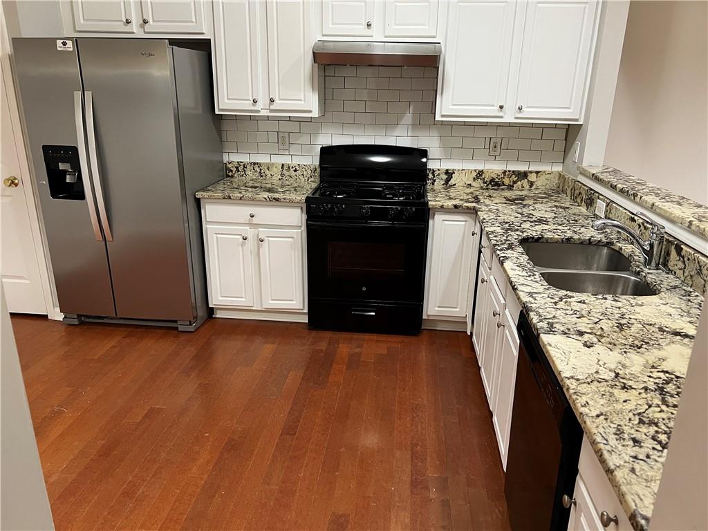 2400 Elkhorn Terrace