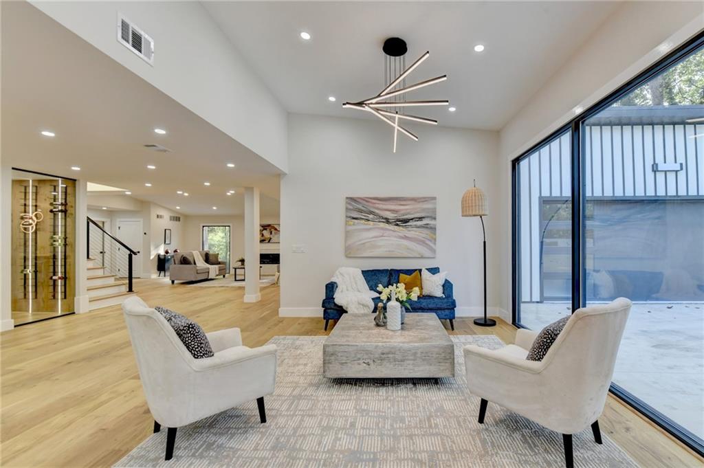 5255 Buice Road, Alpharetta, GA, 30022 1 5255 Buice Road