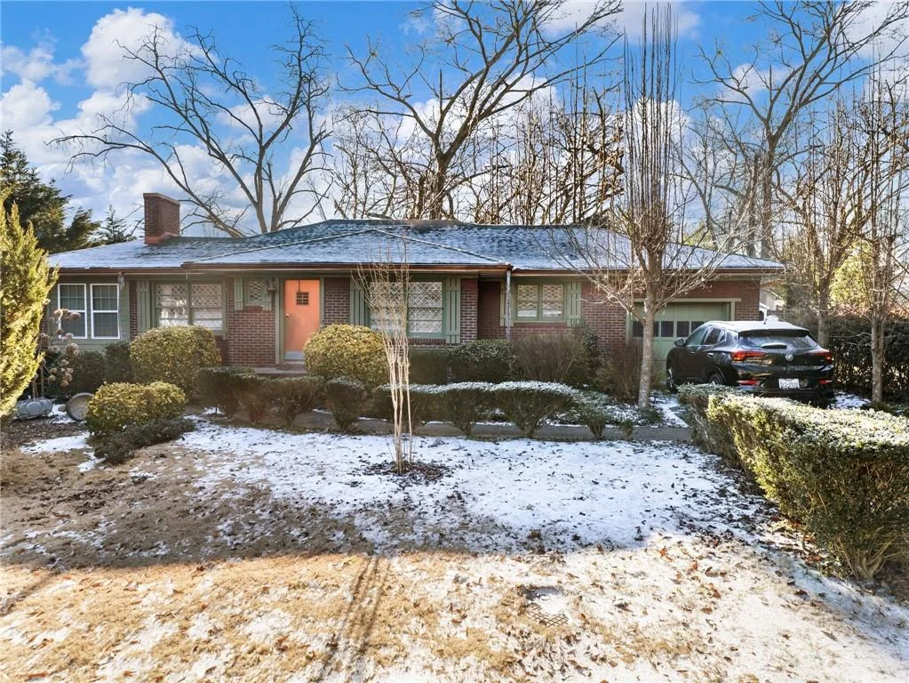 127 N Center Street