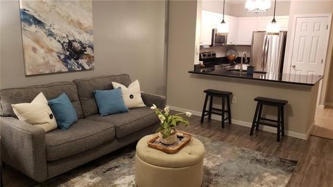 Photo of 1108 Westchester Ridge NE, Atlanta, GA 30329 (MLS # 7666512)