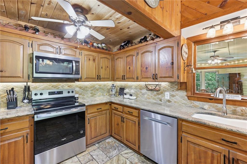 160 Indian Trail