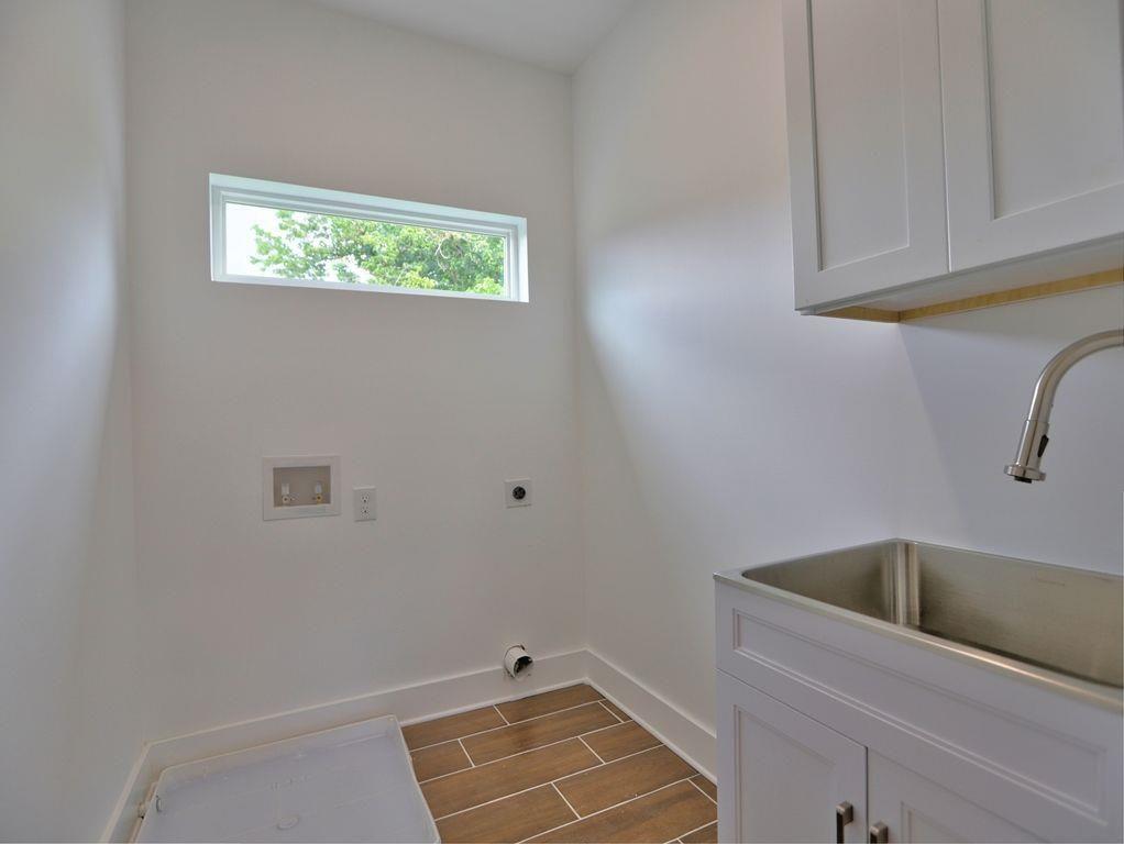 2601 Argo Drive SE