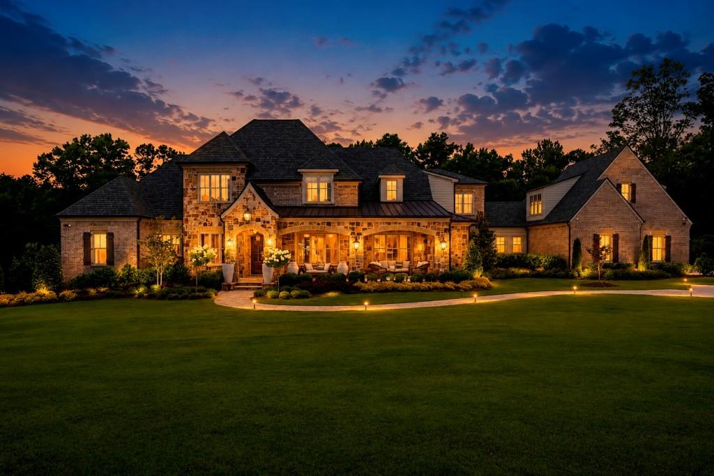 570 Lost River Bend