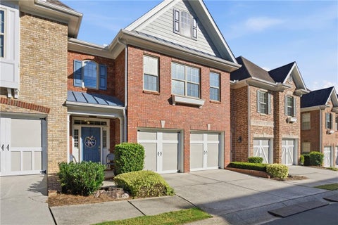 Townhouse For Sale - 10289 Midway Avenue<br/> Johns Creek, GA 30022