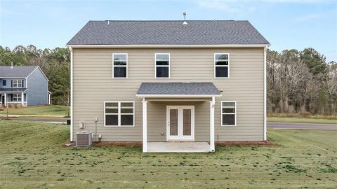 Homes For Sale - 513 Great Salt Lane<br/> Hoschton, GA 30548