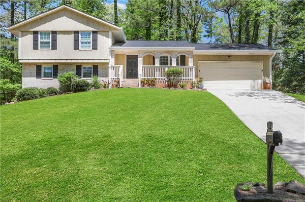 4329 CEDAR RIDGE TRL, STONE MOUNTAIN, GA 30083 - Image c7220bb05ab26271a15c0dca1d0a0966/3965992521