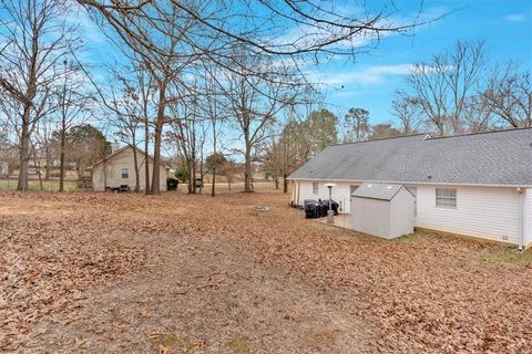 A home in Calhoun