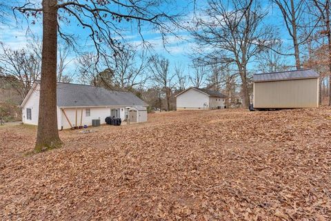 A home in Calhoun