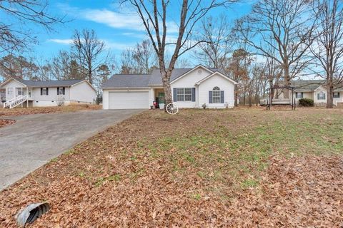 A home in Calhoun