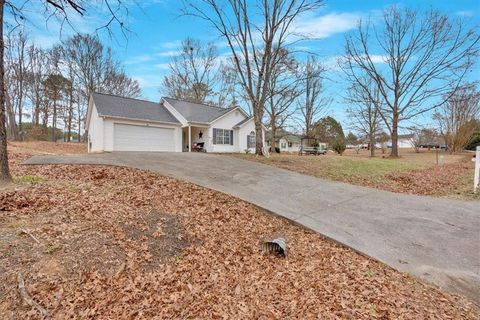 A home in Calhoun