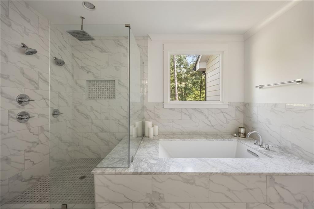 304 Meadowbrook Drive, Atlanta, Georgia image 25