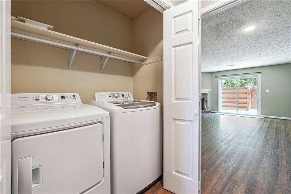 Webb Bridge - Residential Lease