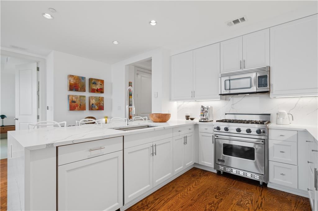 3630 Peachtree Road NE 2309