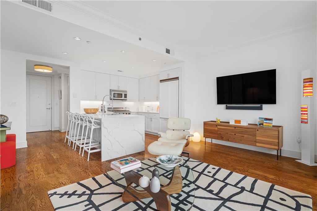 3630 Peachtree Road NE 2309