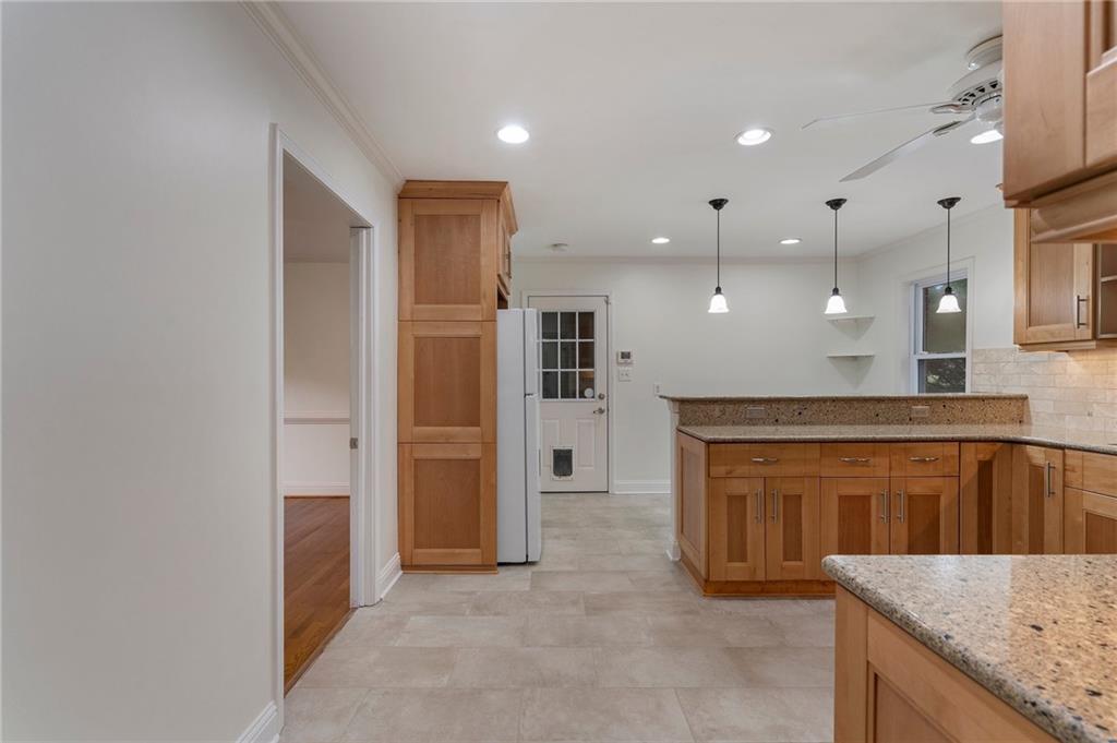 3200 W Roxboro Road, Atlanta, Georgia image 13