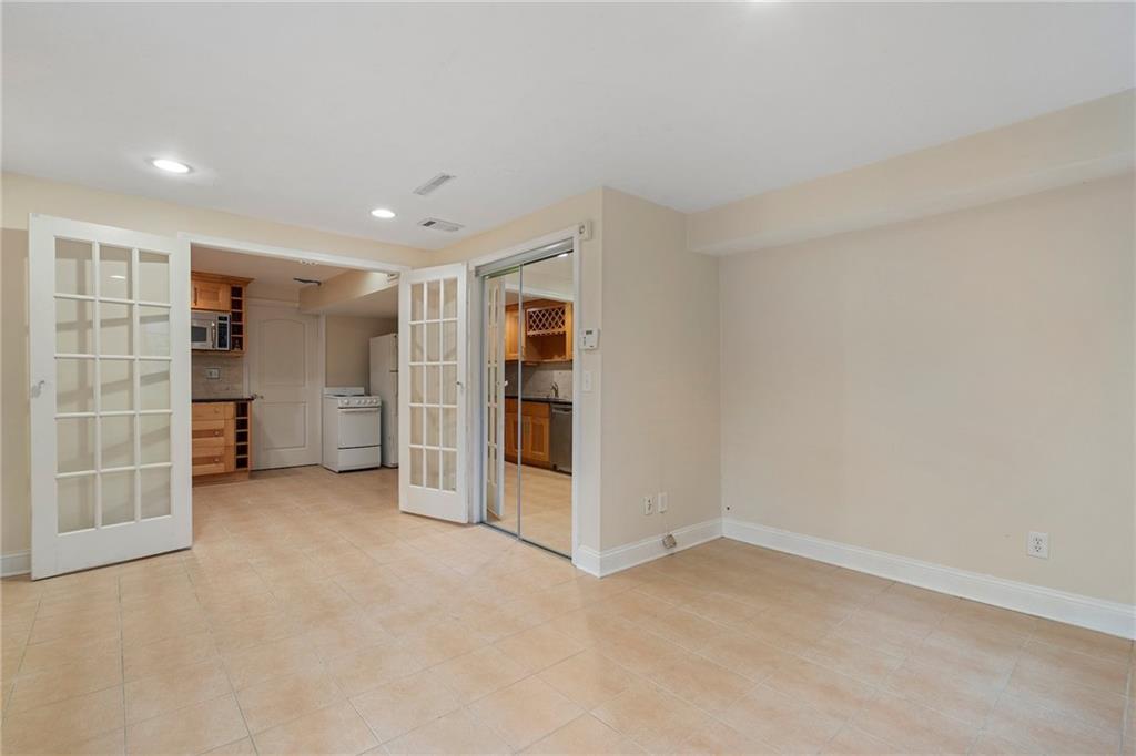 3200 W Roxboro Road, Atlanta, Georgia image 43
