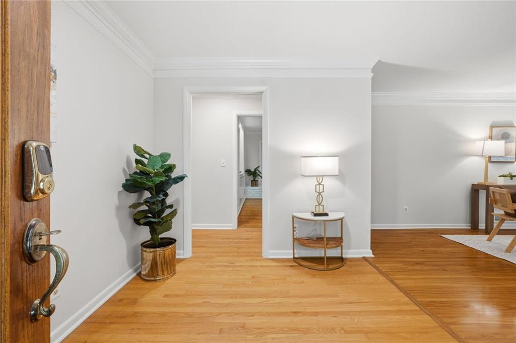 2207 Rosser Place