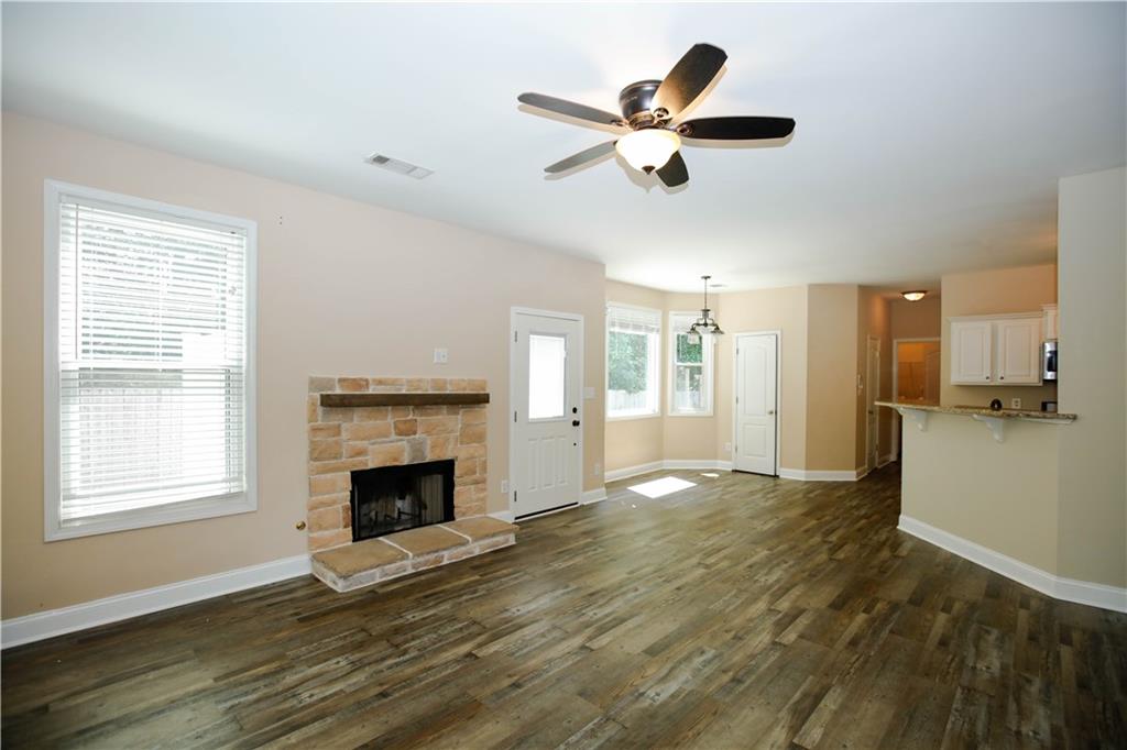 1005 Landover Crossing