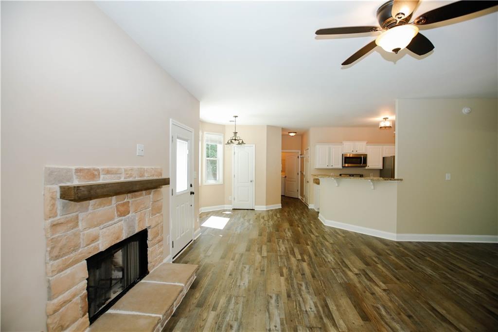 1005 Landover Crossing