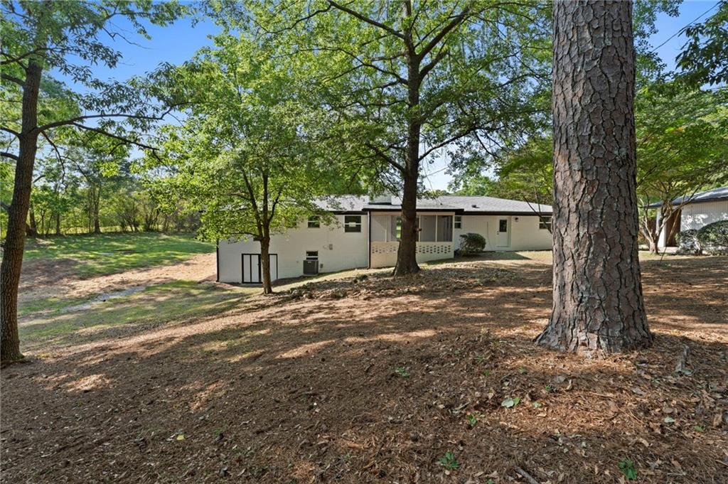 2604 Flat Shoals Road, Conyers, Georgia image 48