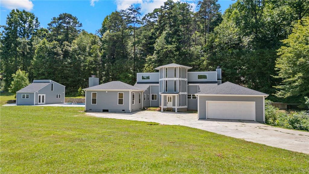 6592 Rufus Bryant Road
