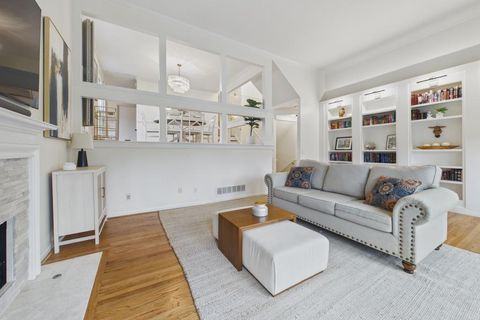 Townhouse For Sale - 100 Colony Ridge Drive<br/> Alpharetta, GA 30022